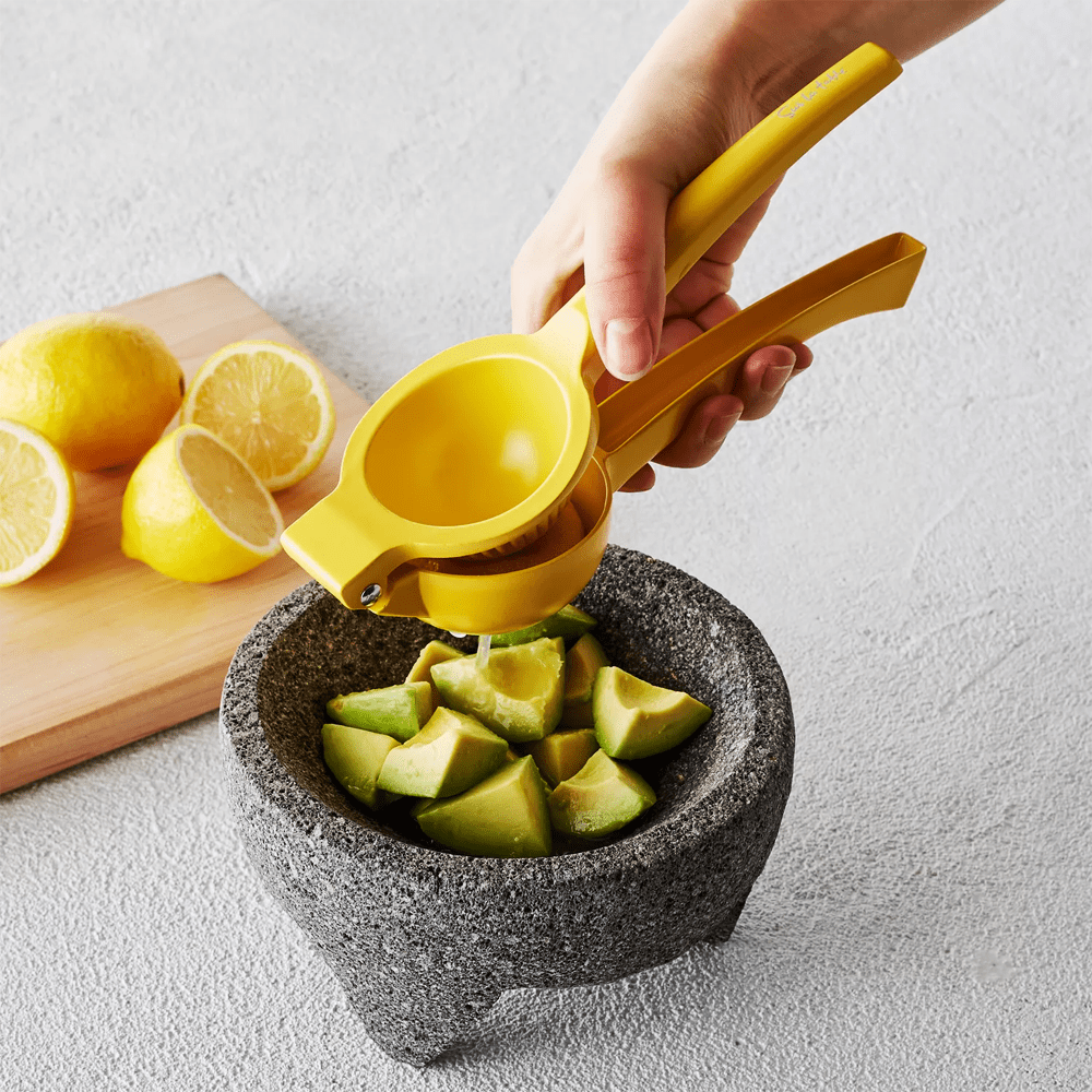 Hand Juicer Medium Yellow (Lemon) - TEM IMPORTS™