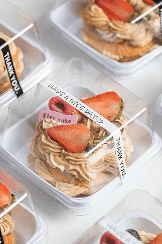 Clear PET Plastic Small Square White Cake Tray With High Lid - TEM IMPORTS™