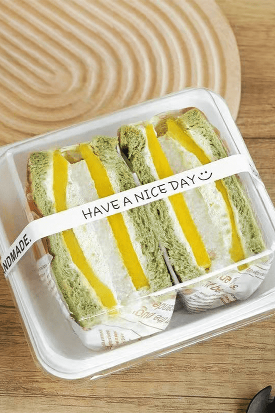 Clear PET Plastic Small Square White Cake Tray With Lid - TEM IMPORTS™