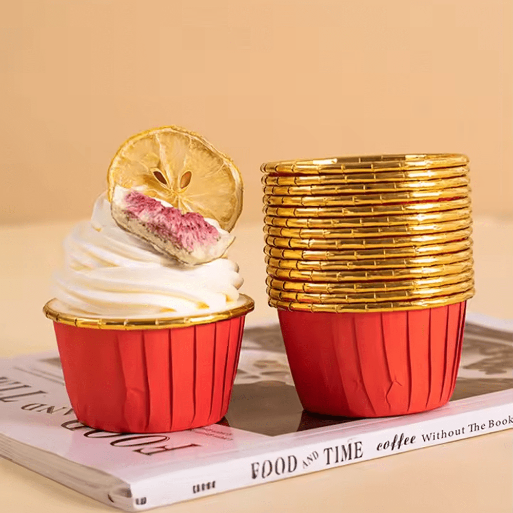 Red And Gold Foil Baking Paper Cup - B38xH30 - TEM IMPORTS™